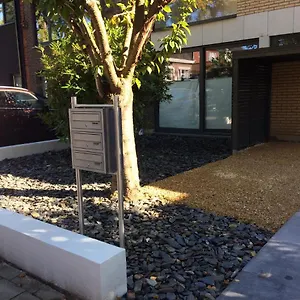 Met Groot Terras Appartement Mortsel