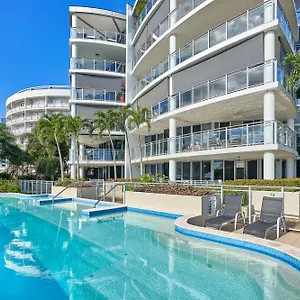 Vision ***** Cairns