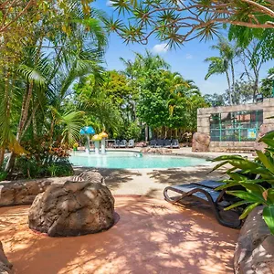 Курортный комплекс Ashmore Palms Village