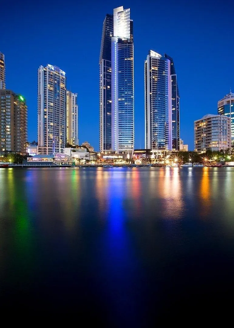 ****  Mantra Circle On Cavill Aparthotel Gold Coast Austrália